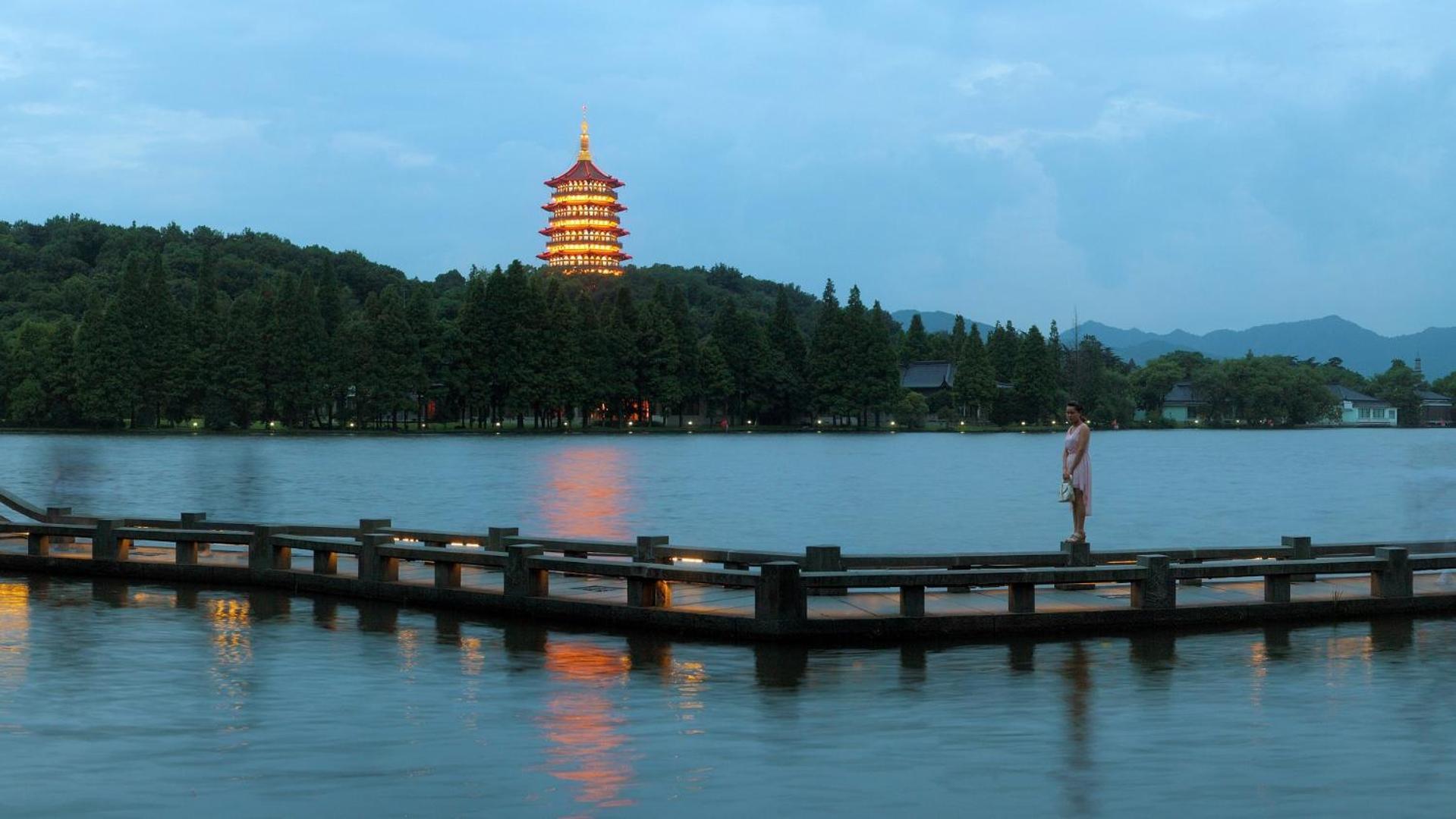Nost Algia S Hotel In The West Lake Scenic Area-,Lingyin Temple, Leifeng Tower, Children'S Playground, Free Night Snack, Free Laundry, English Communication Well, Free Travel Advice Ханджоу Екстериор снимка